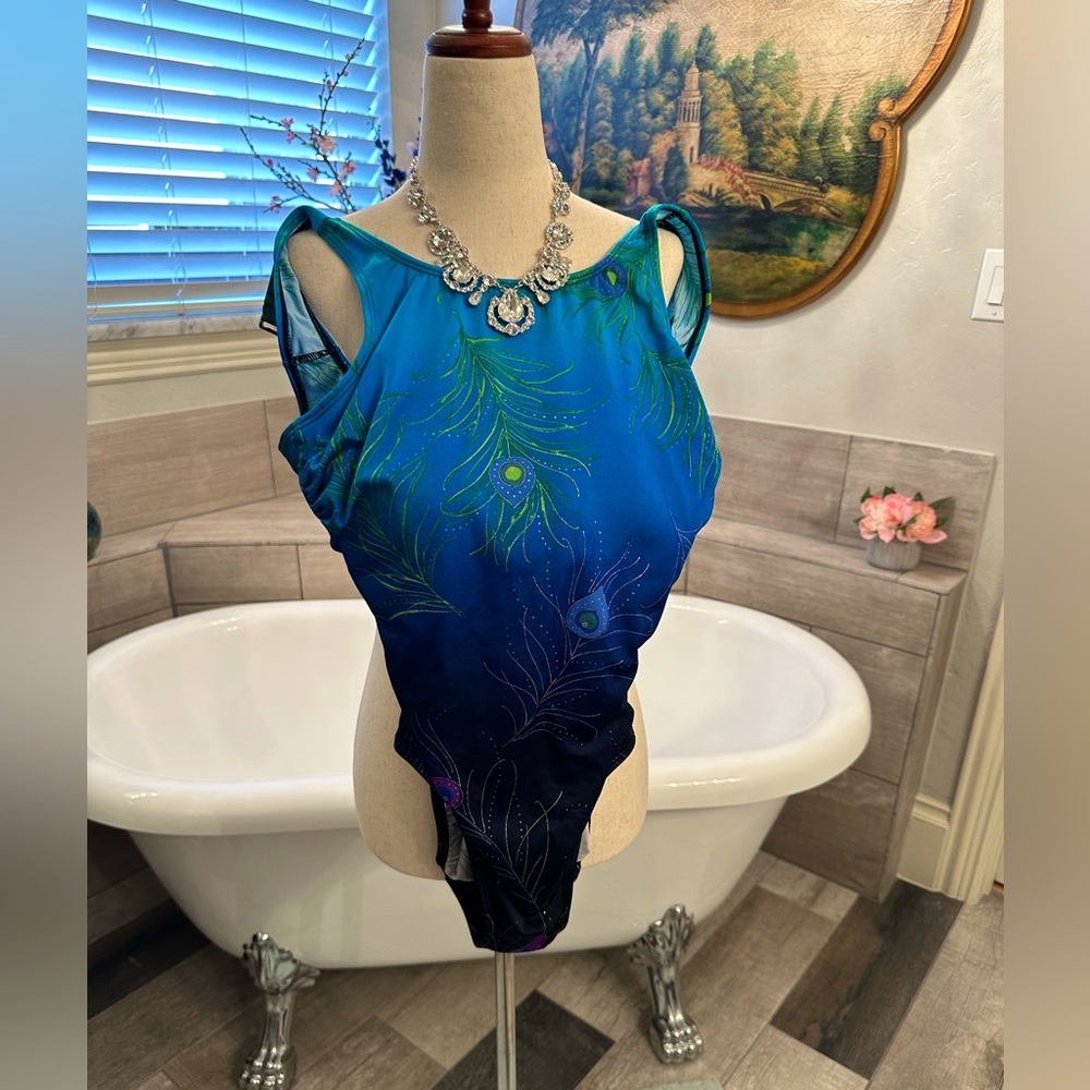 Like New Croft & Barrow Sexy Peacock Print Gold Shimmer One Piece Built in Suit